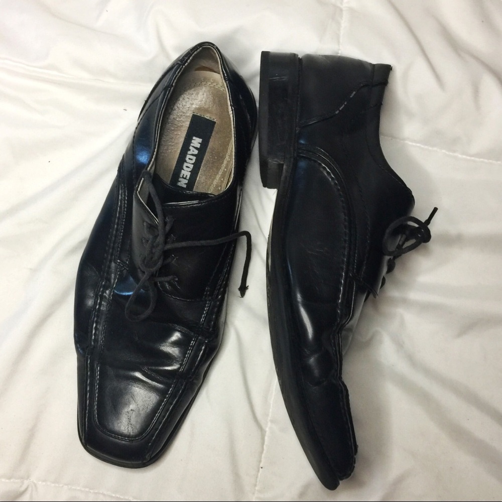 MADDEN Black Dress Shoes Size 9 Wide